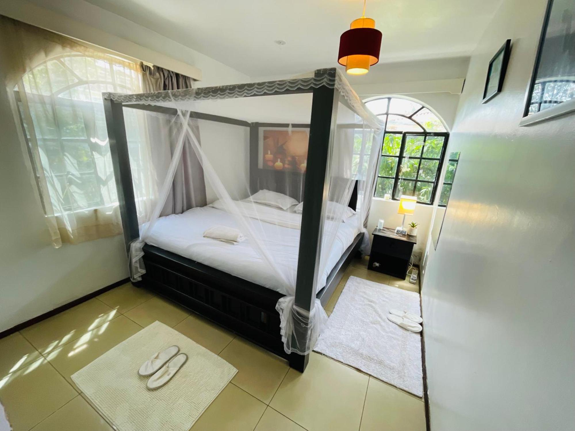 Modern Luxe Apartment With King Bed In Karen Nairobi Exterior foto